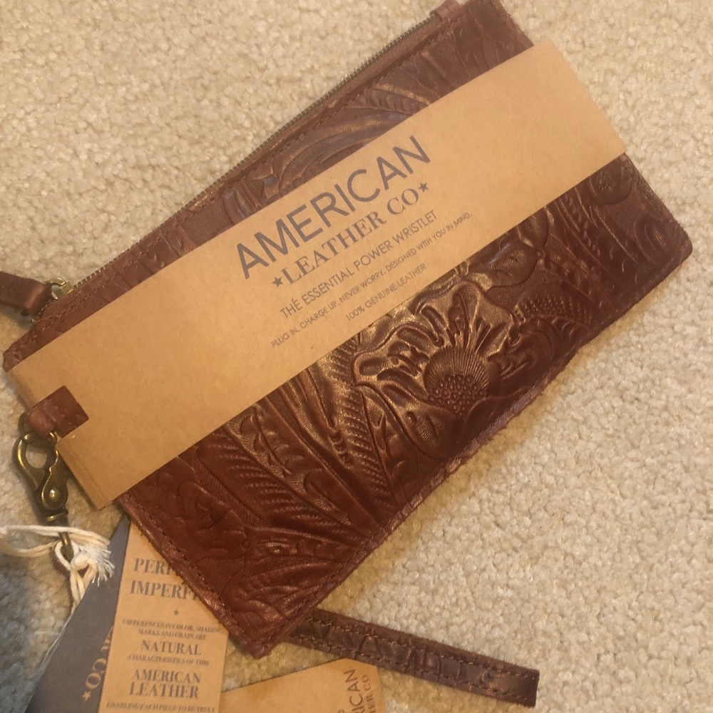 American Leather Co. Phone Charging Clutch
